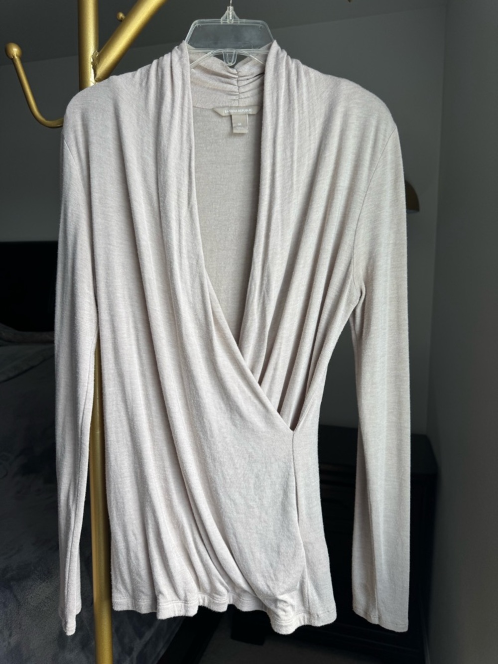 Banana Republic Draped Front Knit Long Sleeve Top - Oatmeal - Medium